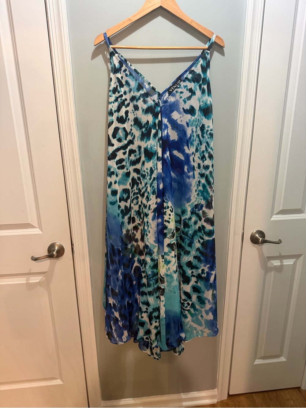 VENUS Blue & Aqua Leopard-Print Maxi Beach Coverup Resort Beach Vacation OS - Picture 2 of 6